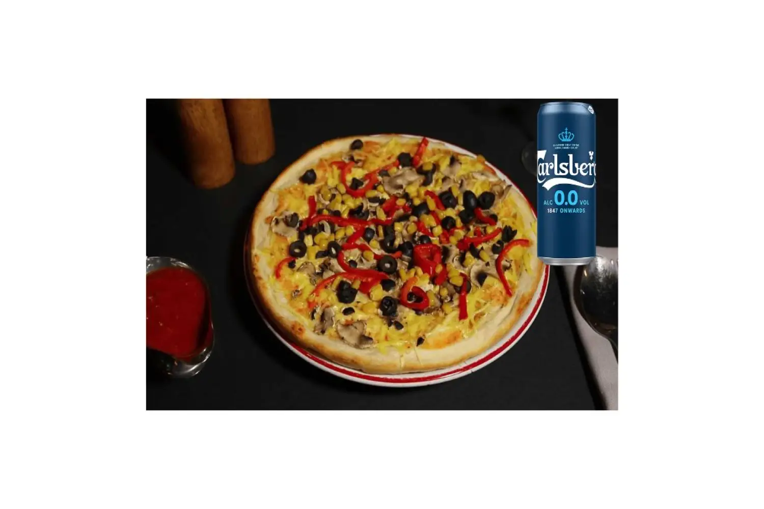 Pizza Vegetariana de Post GIGANT + 1 doza Bere Carlsberg F A Gratuit