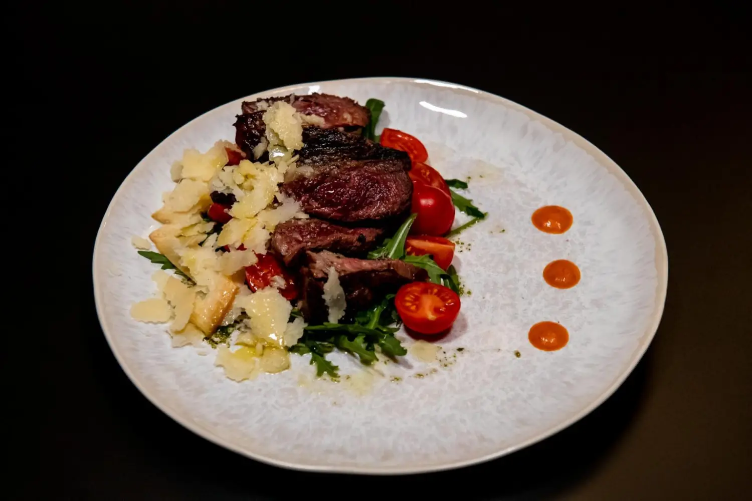 Tagliatta con Rucola, Pomodoro e Parmegiano