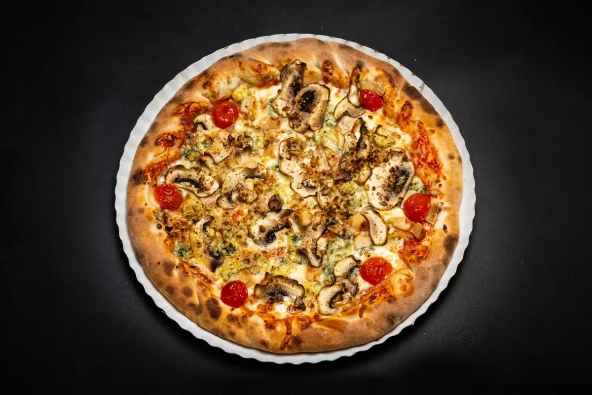 Pizza Chicken Zola Medie 650Gr.